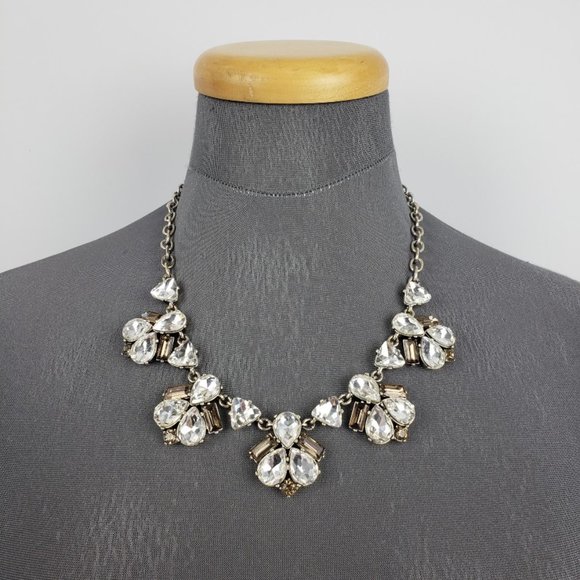 Stella & Dot Jewelry - Stella & Dot Lila Silver Statement Necklace